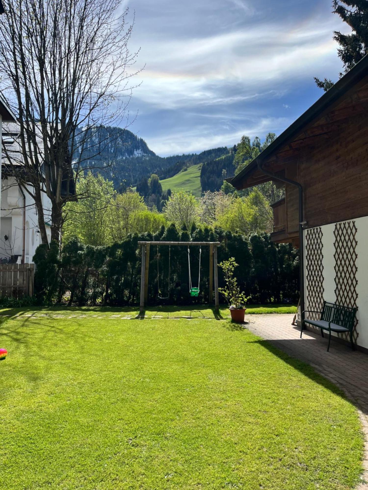 Ski Rent Michael * Kitzbuhel